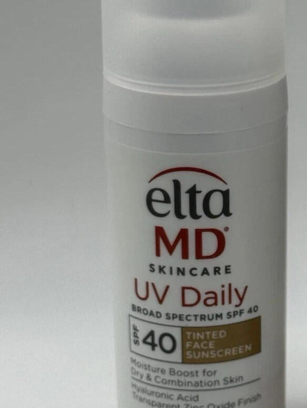 **SOLD** EltaMD UV Daily SPF 40 Tinted Face Sunscreen 1.7 fl oz